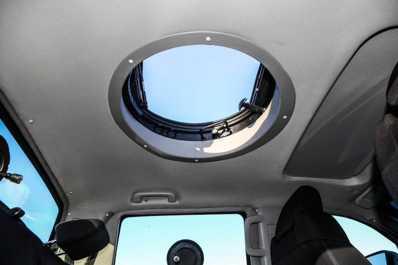 تصفيح سيارات مدرعة